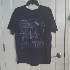 Kiss tshirt